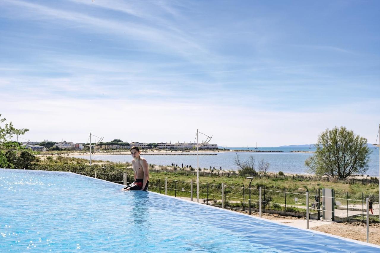 Belambra Clubs Port Camargue - Les Salins Hotel Льо Гро-дю-Роа Екстериор снимка